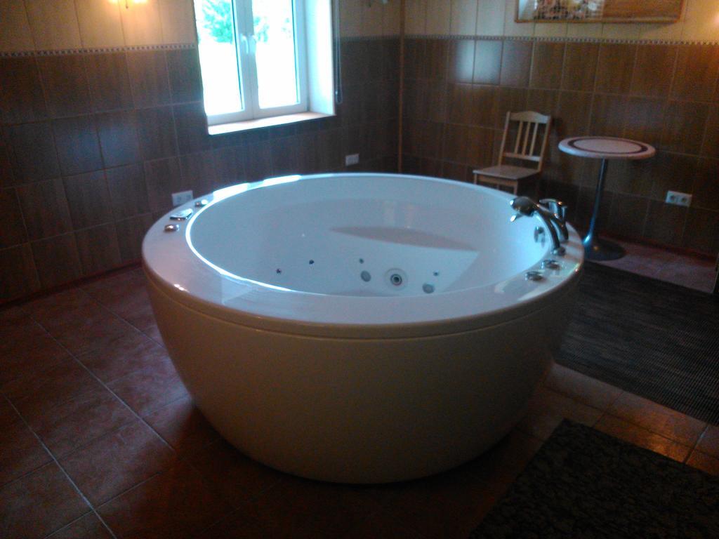 Appartement Kortsitalu Kuelalistemaja à Kopu  Extérieur photo
